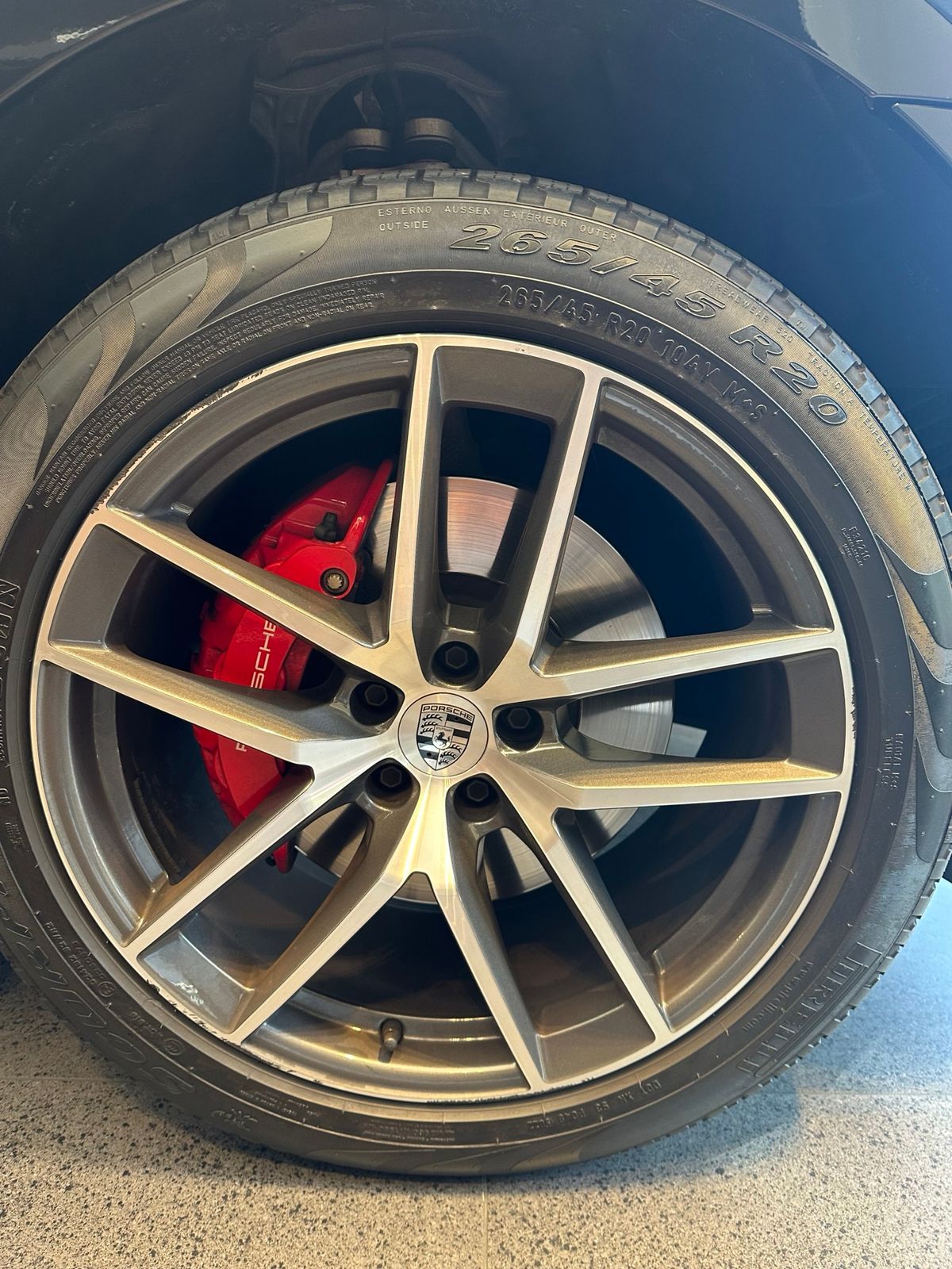 2023 Porsche Macan S — full photo 7 of 13