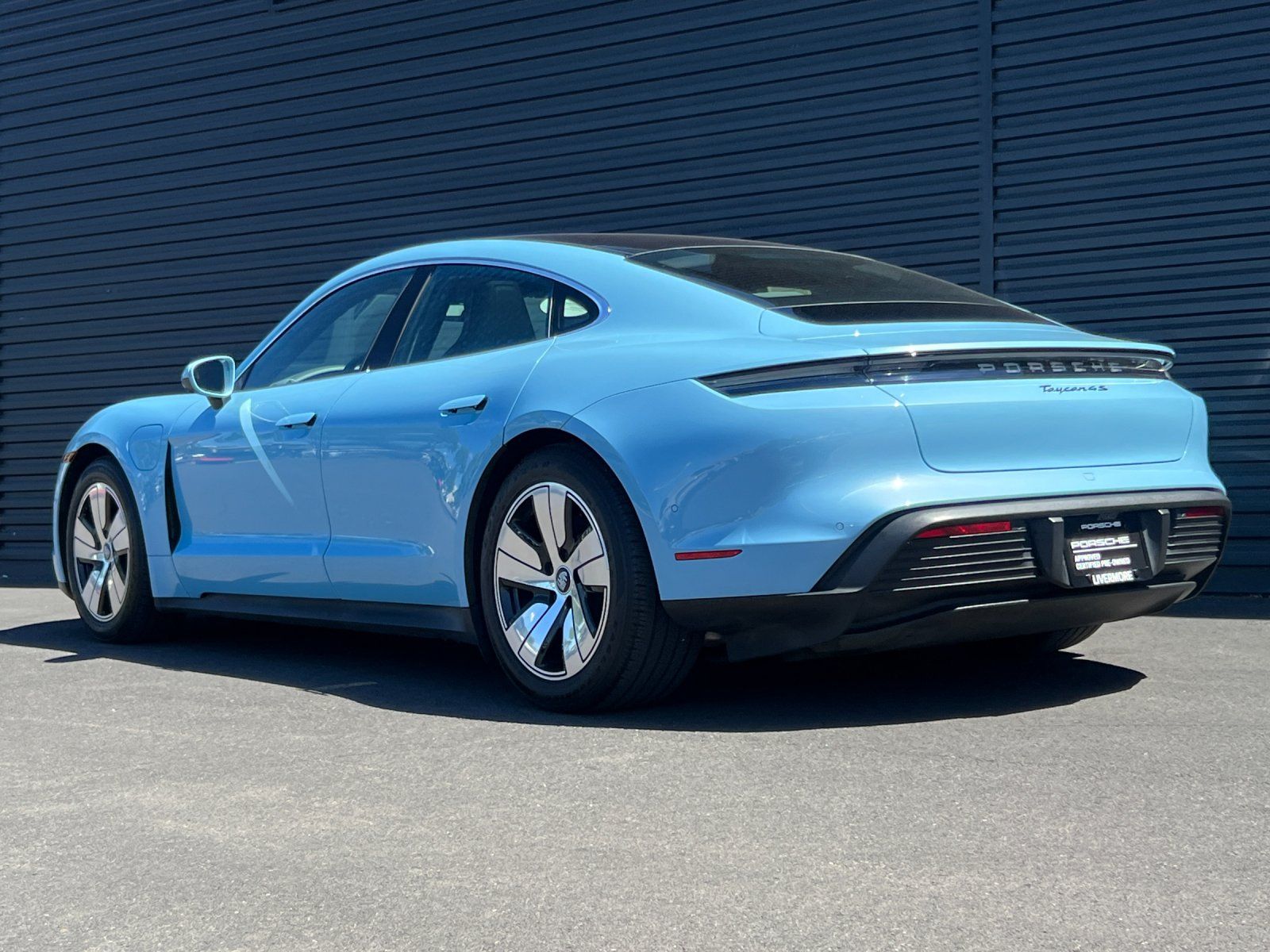 2024 Porsche Taycan 4S — full photo 4 of 29