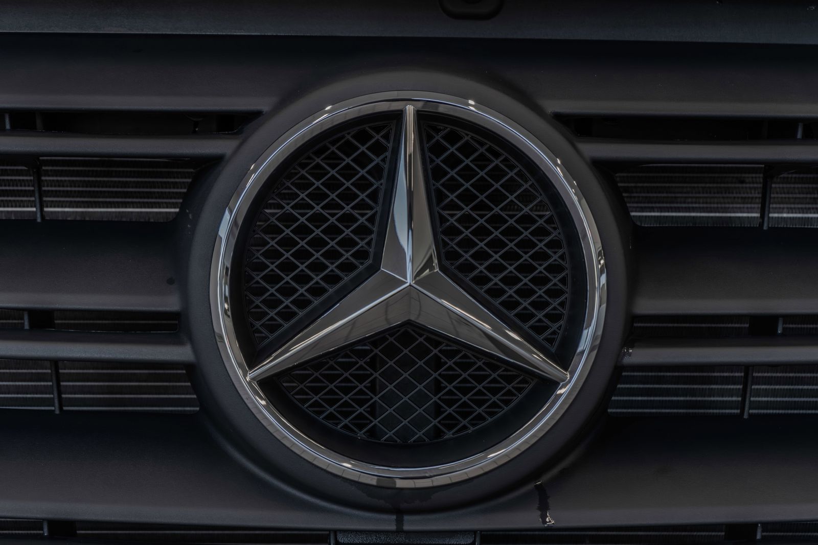 2025 Mercedes-Benz Sprinter 2500 Cargo 144 WB — full photo 5 of 34