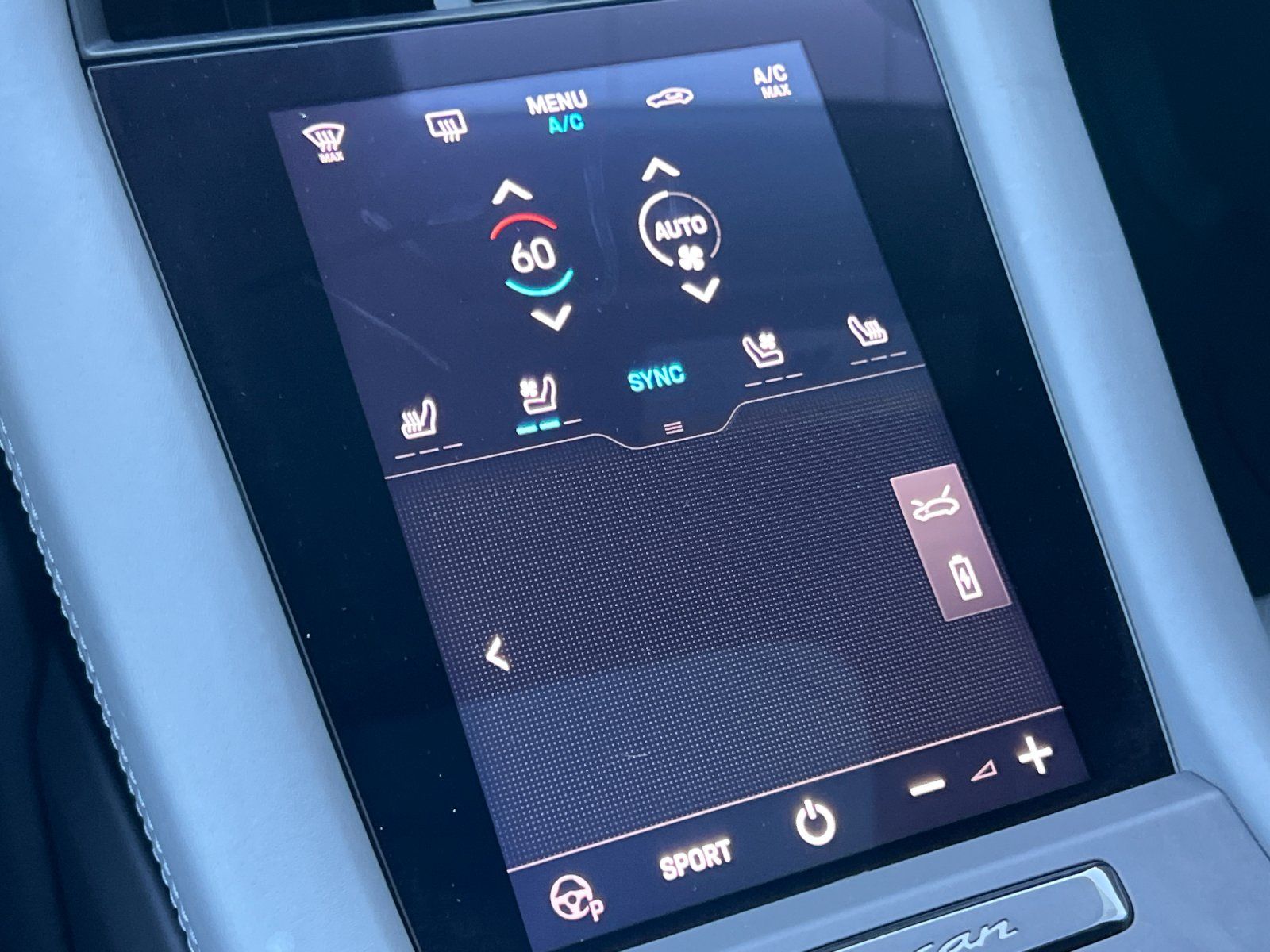 2024 Porsche Taycan 4S — full photo 21 of 29