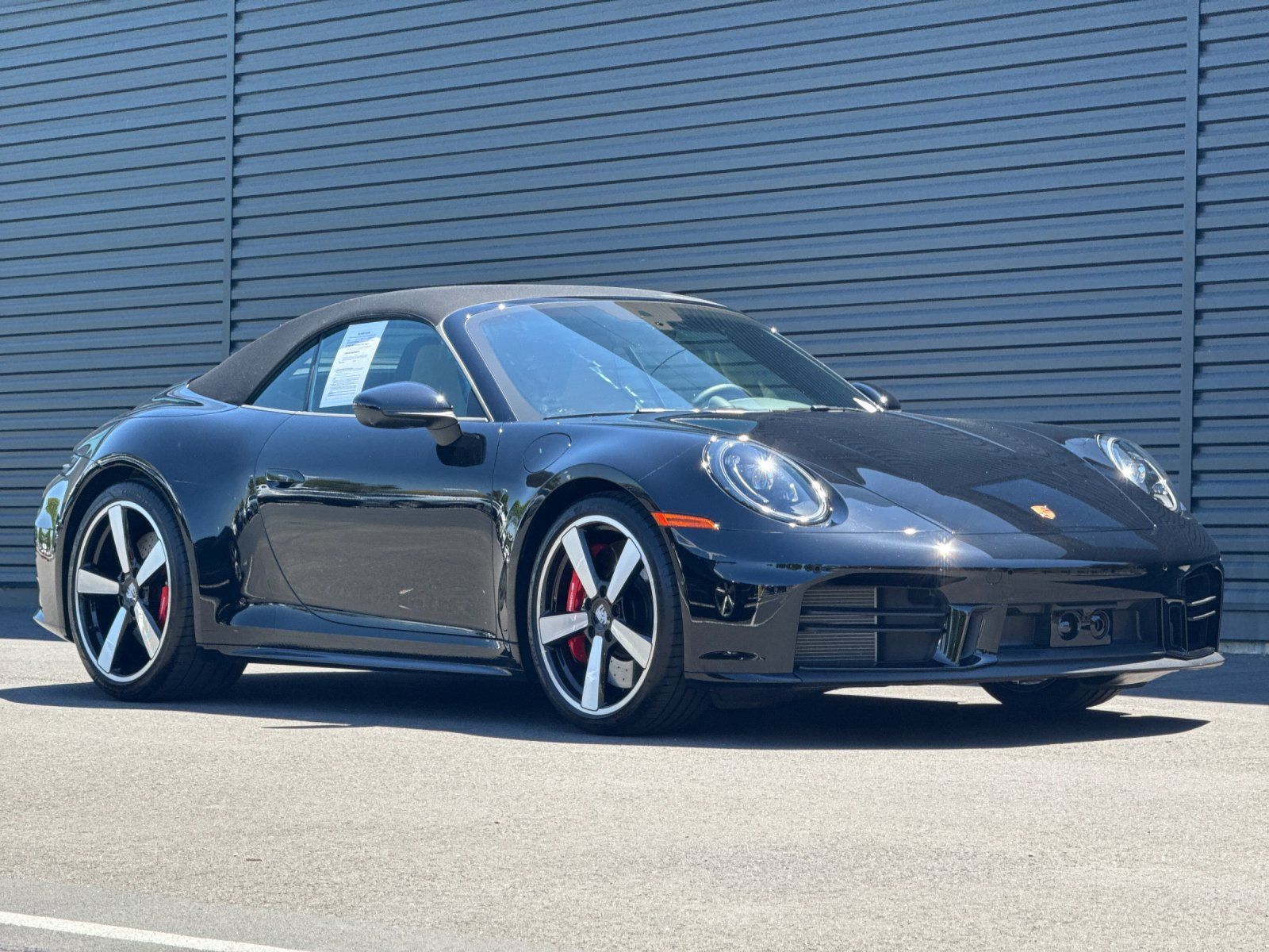 2025 Porsche 911 Carrera S — full photo 9 of 29