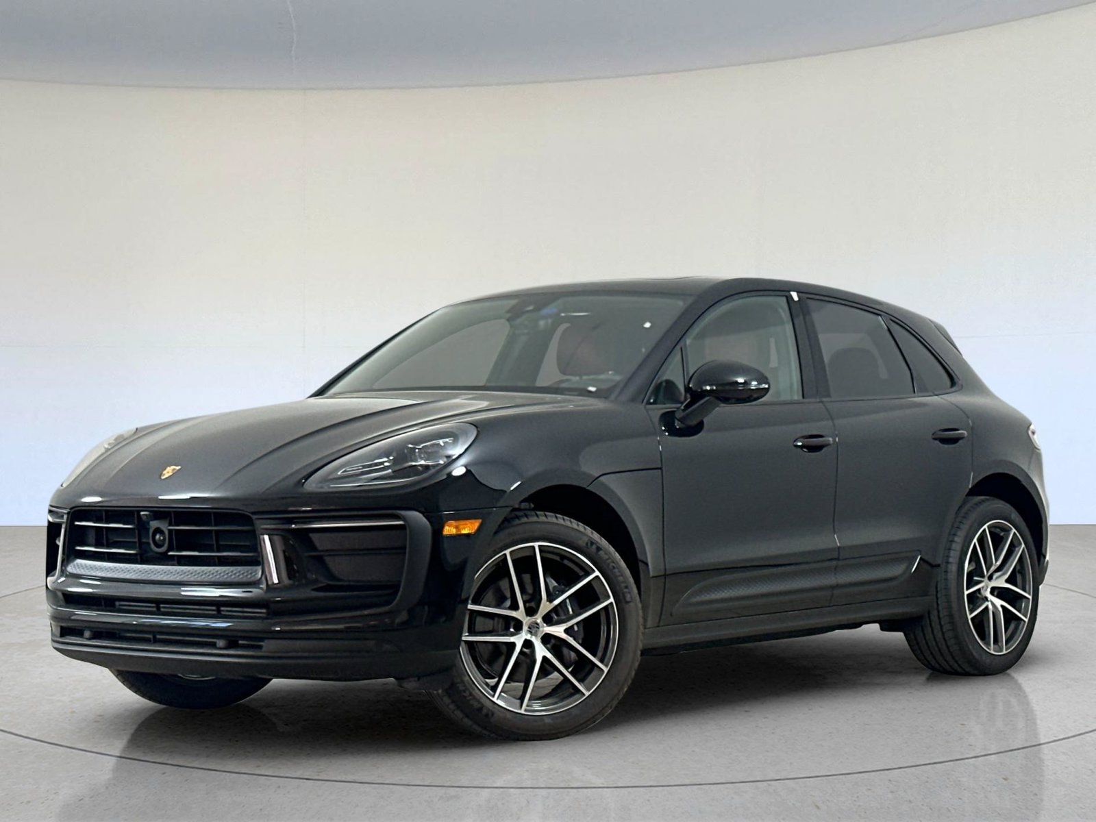 2026 Porsche Macan Base — foto 1 de 28