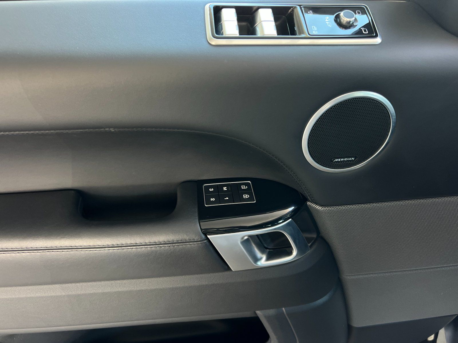 2022 Land Rover Range Rover Sport HSE Dynamic — foto completa 11 de 29