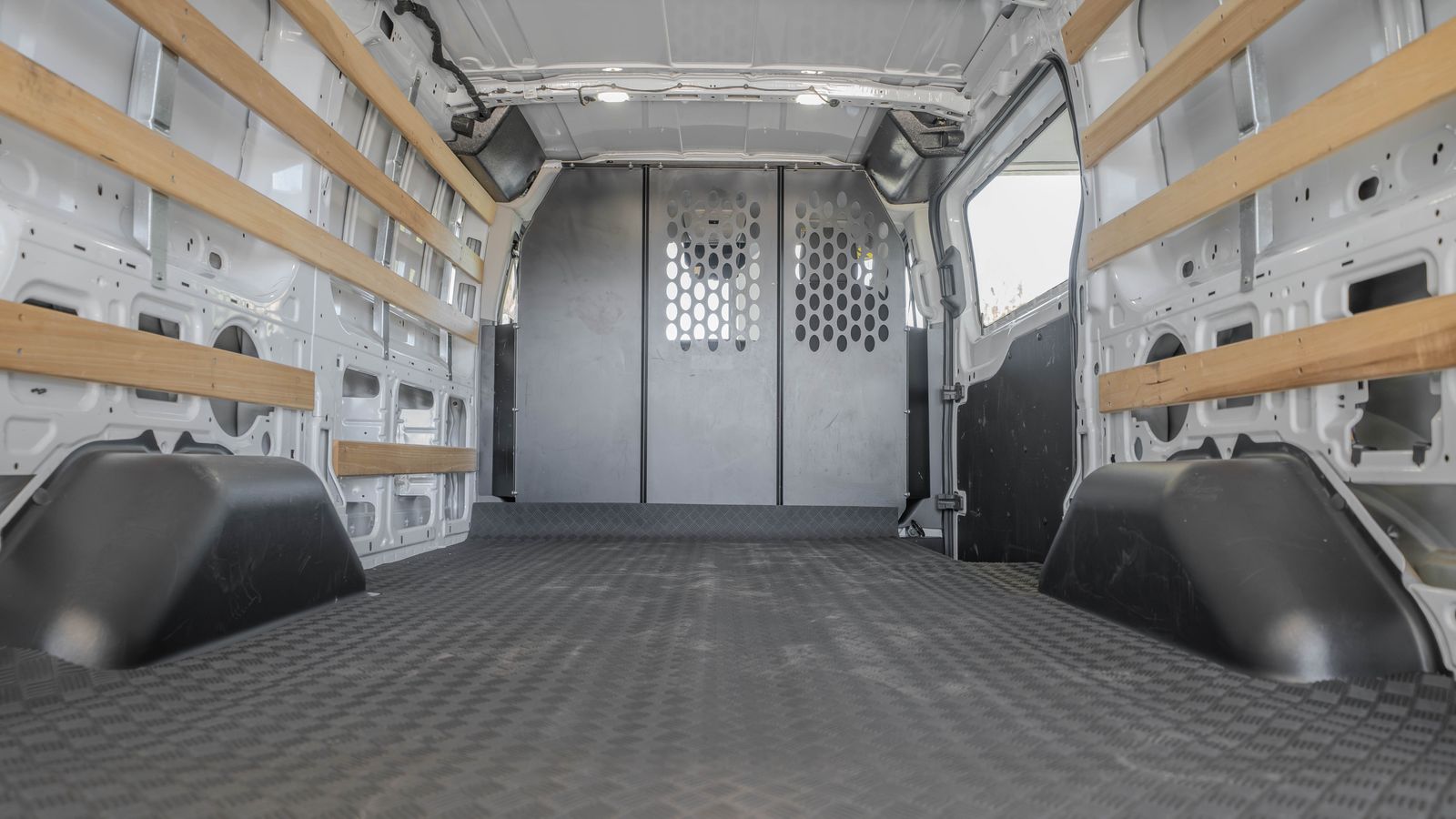 2025 Ford Transit-250 Base — foto completa 31 de 31