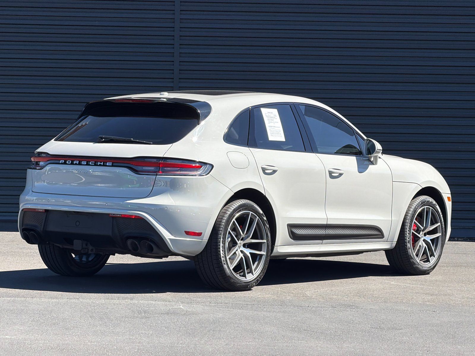 2023 Porsche Macan S — full photo 8 of 28