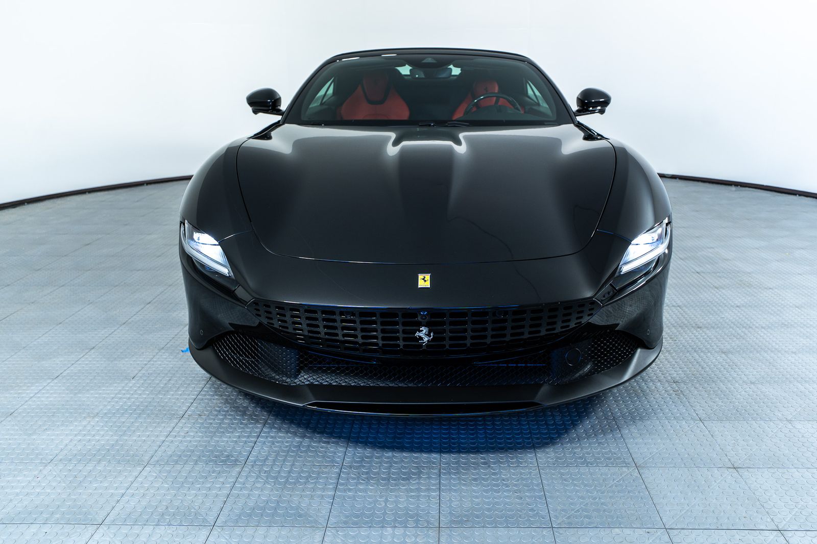 2025 Ferrari Roma Spider — foto completa 40 de 41