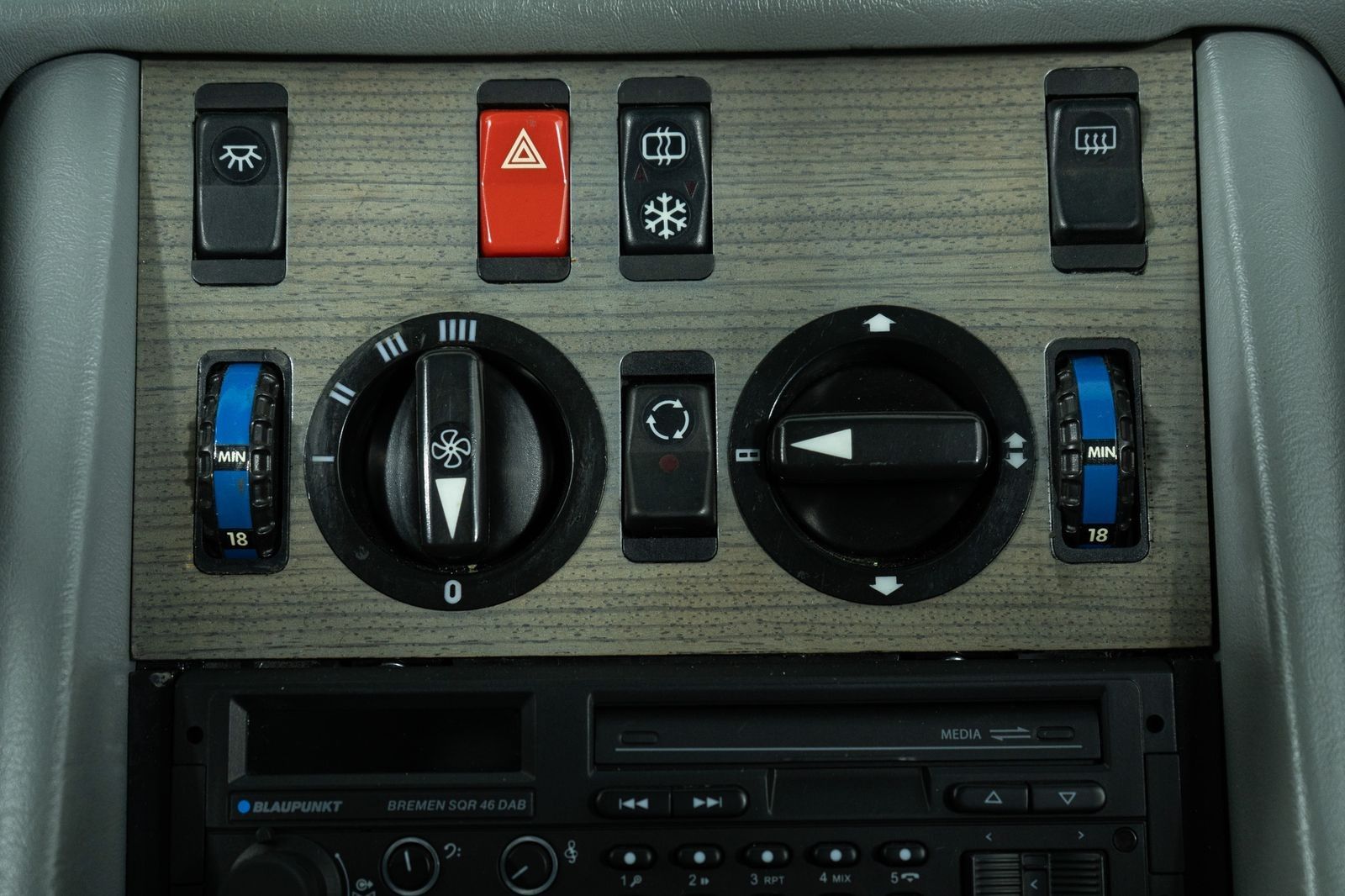1984 Mercedes-Benz 500-Class 500 SEL — foto completa 27 de 58