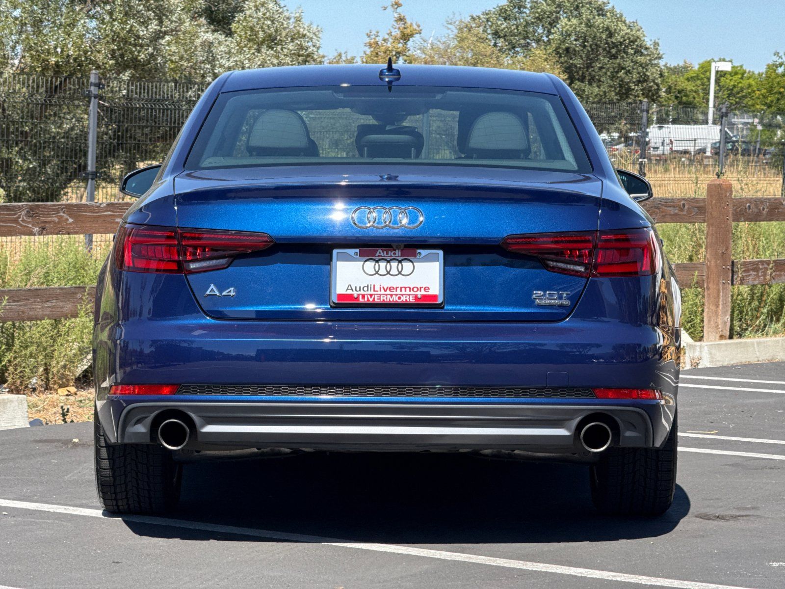 2018 Audi A4 2.0T Premium — foto completa 4 de 26