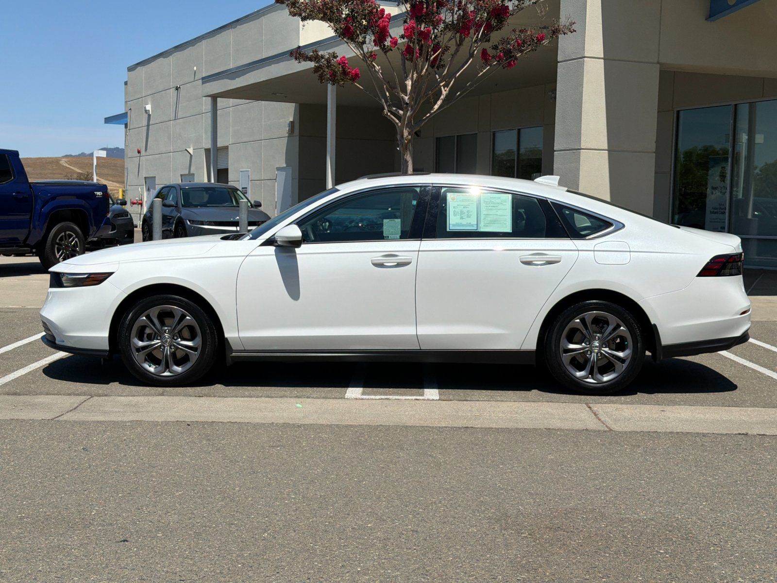 2024 Honda Accord EX — foto completa 3 de 27