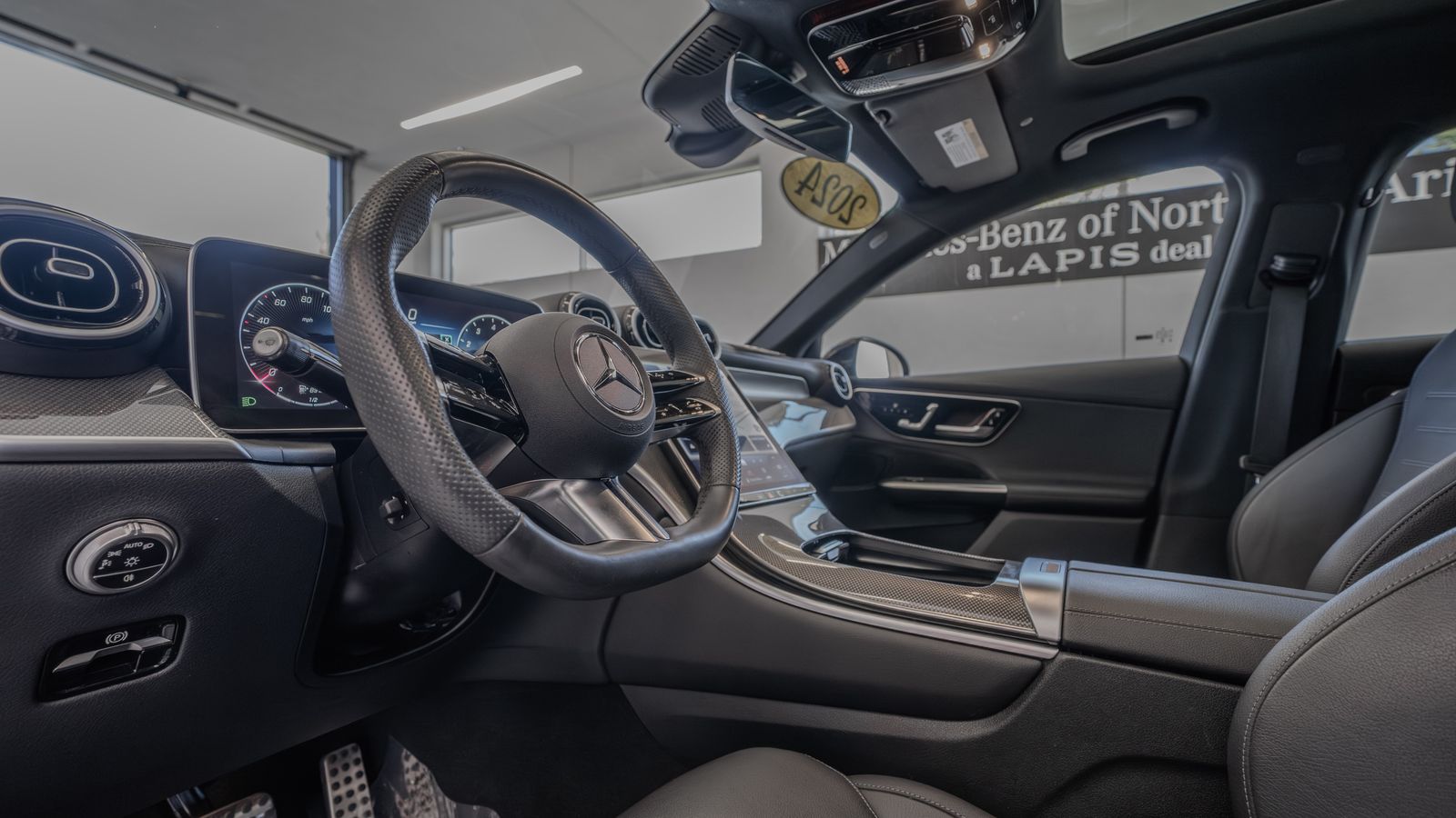 2024 Mercedes-Benz GLC GLC 300 Coupe — foto completa 6 de 35