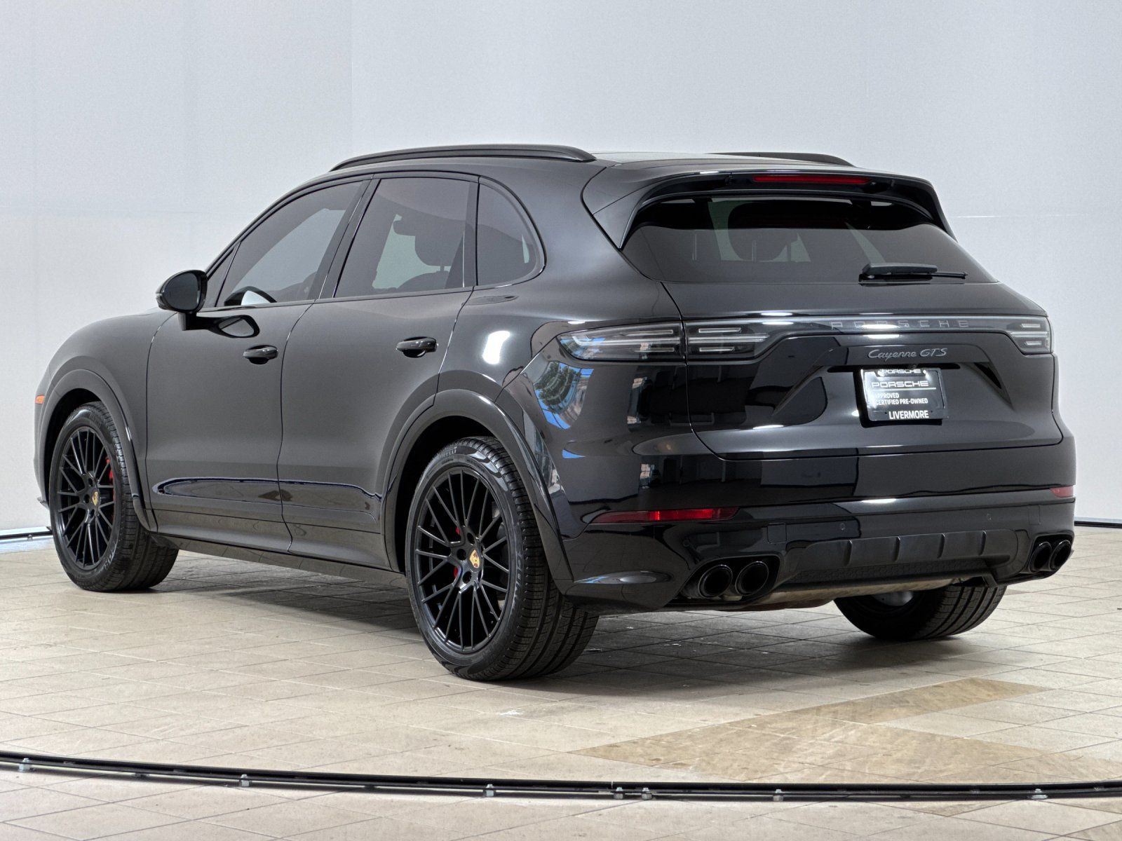 2023 Porsche Cayenne GTS — foto completa 3 de 29
