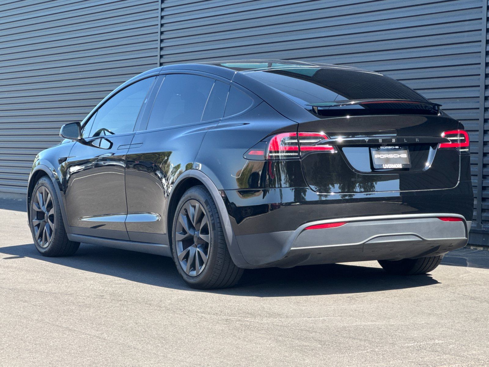 2024 Tesla Model X Base — full photo 3 of 29