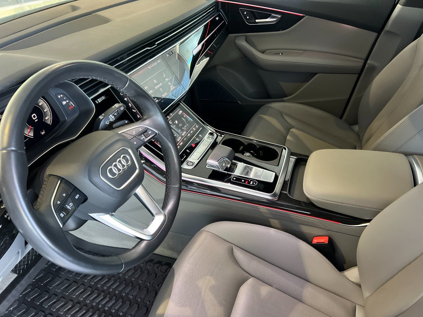 2021 Audi Q7 55 Prestige — foto completa 5 de 31