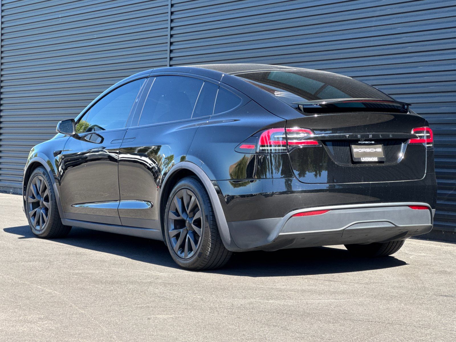 2024 Tesla Model X Base — full photo 3 of 29