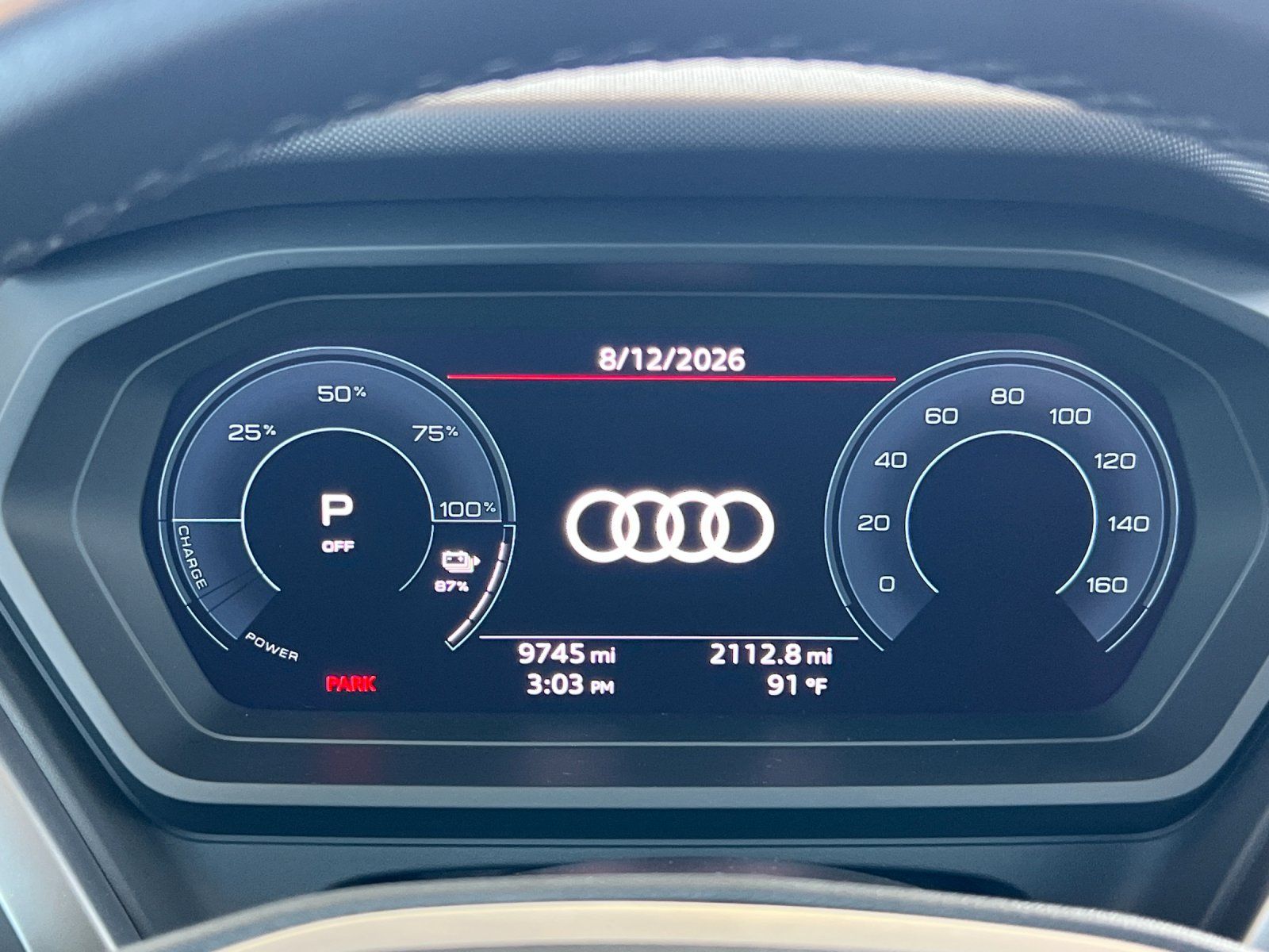 2023 Audi Q4 e-tron Premium — foto completa 24 de 28