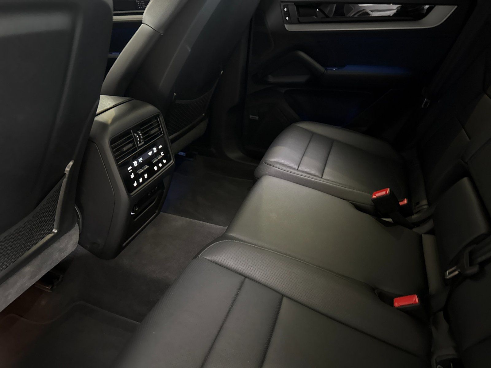 2026 Porsche Cayenne S — foto completa 13 de 29