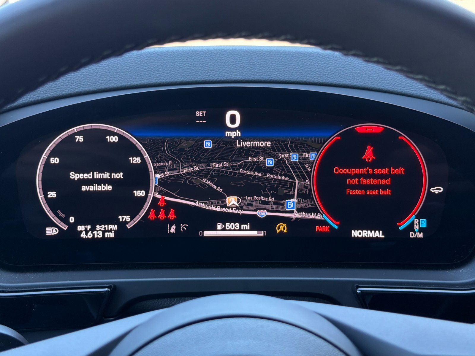 2026 Porsche Cayenne Coupe Base — full photo 24 of 28