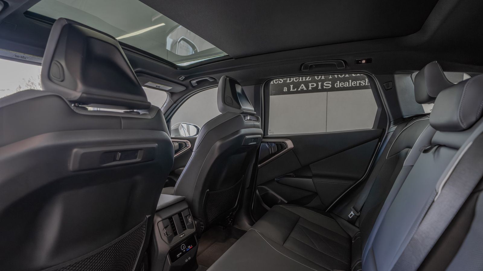 2025 BMW X3 30 xDrive — foto completa 26 de 35