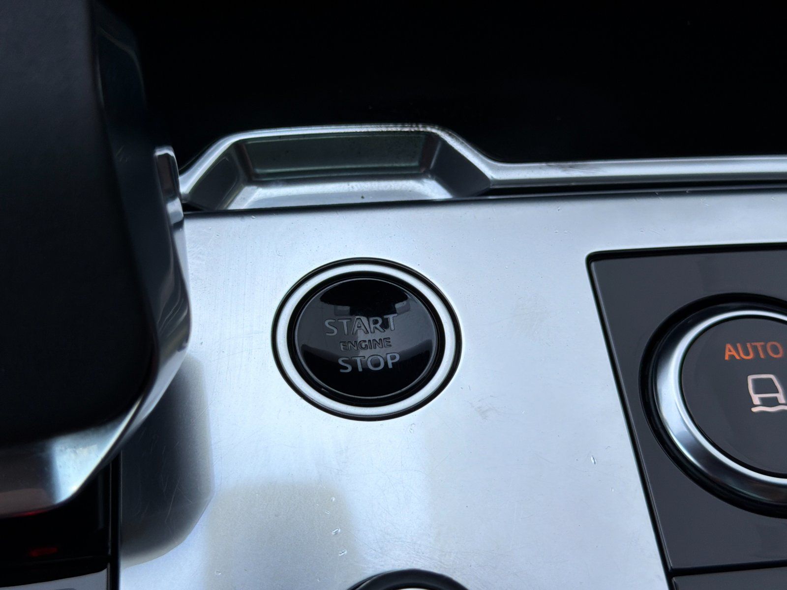 2023 Land Rover Range Rover SE — full photo 22 of 29