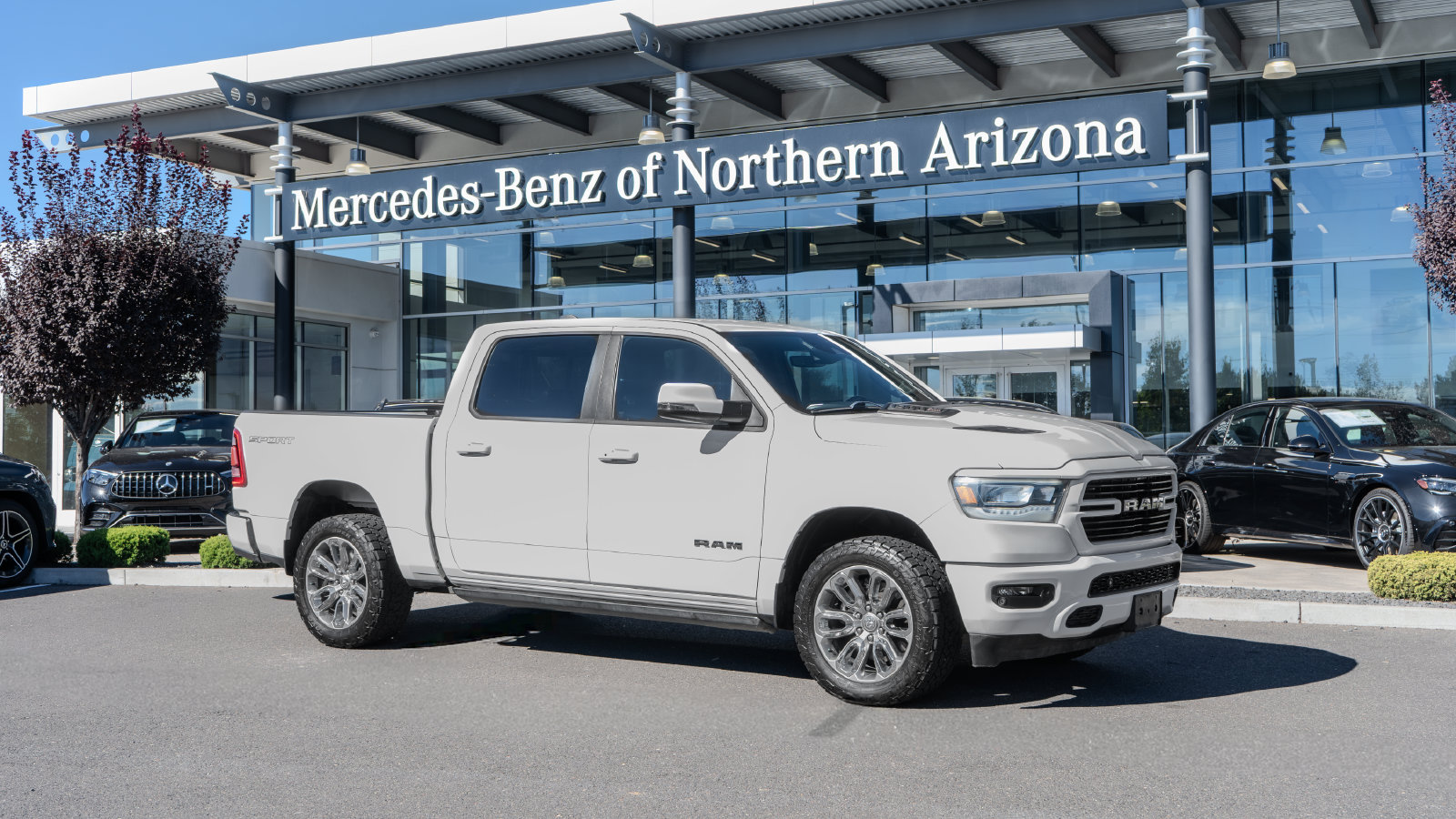 2023 Ram 1500 Laramie — photo 1 of 34