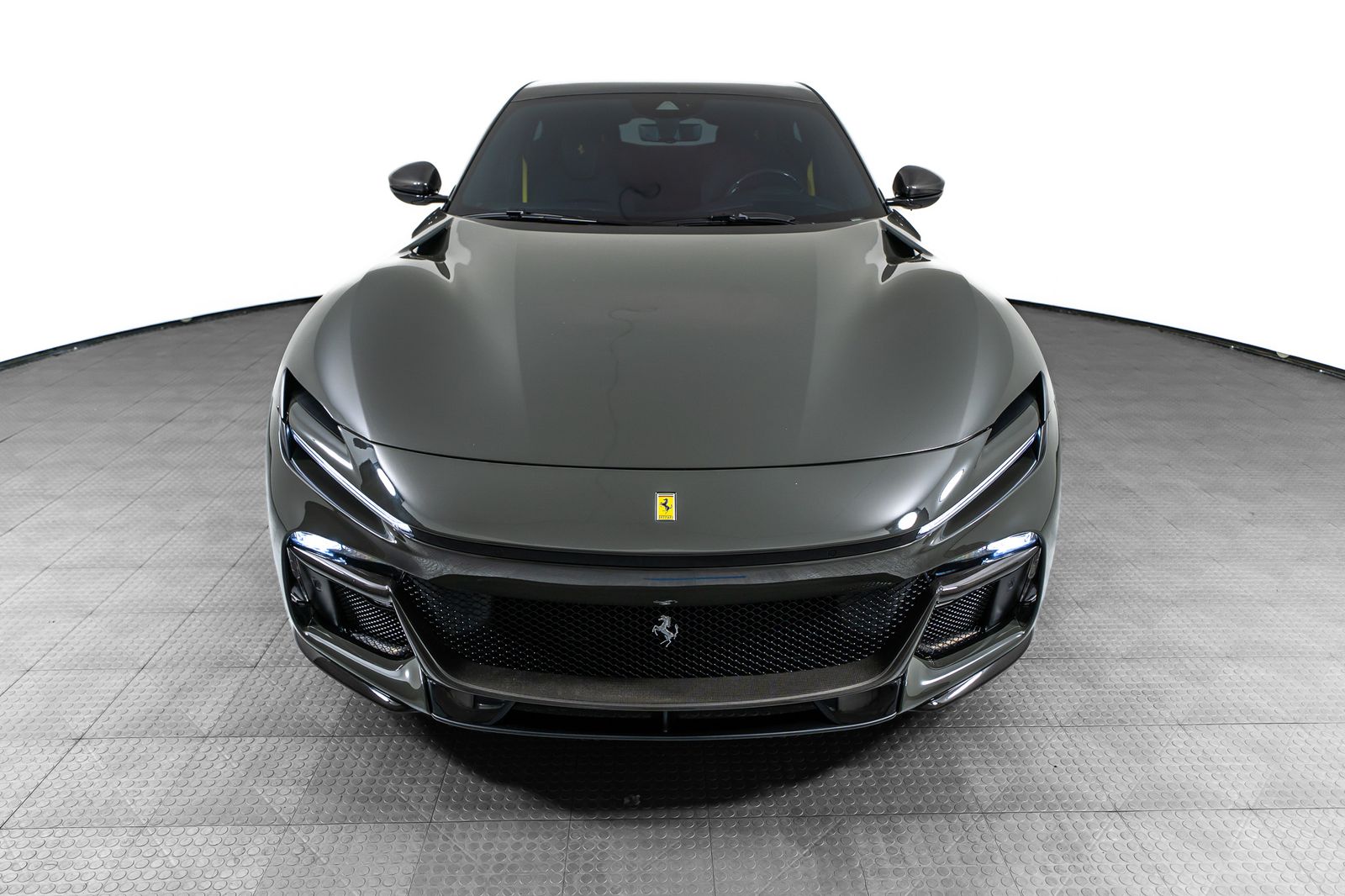 2025 Ferrari Purosangue — foto completa 56 de 66