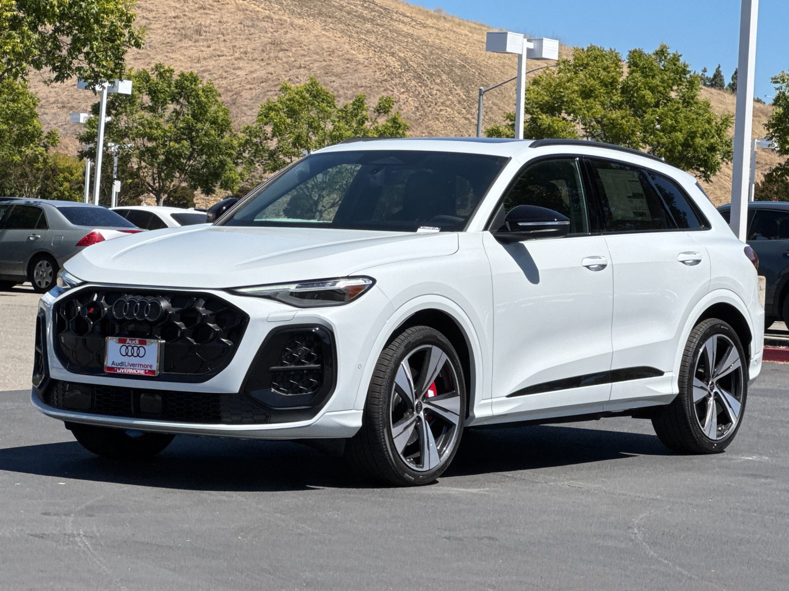 2026 Audi SQ5 Premium Plus — foto 1 de 29