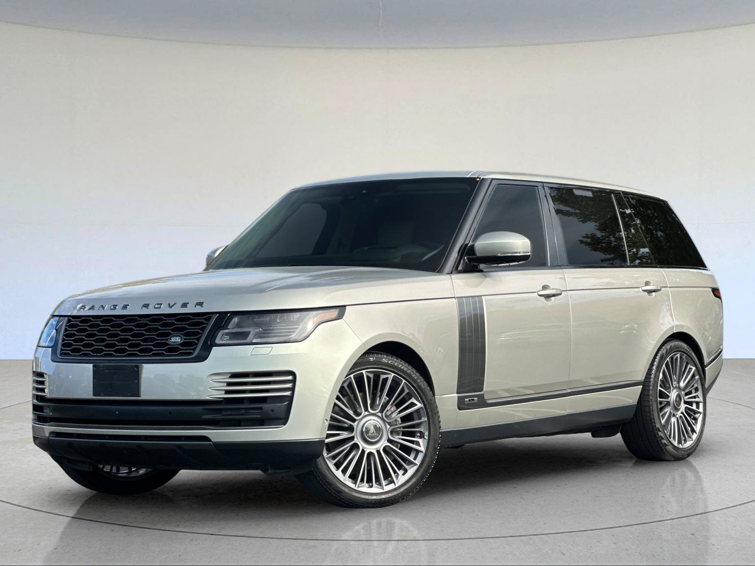 2021 Land Rover Range Rover Westminster — photo 1 of 29