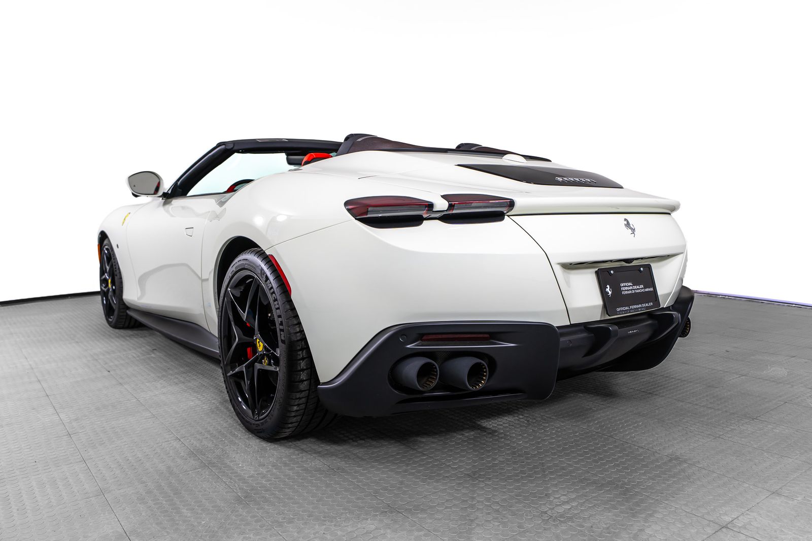2025 Ferrari Roma Spider — foto completa 3 de 51