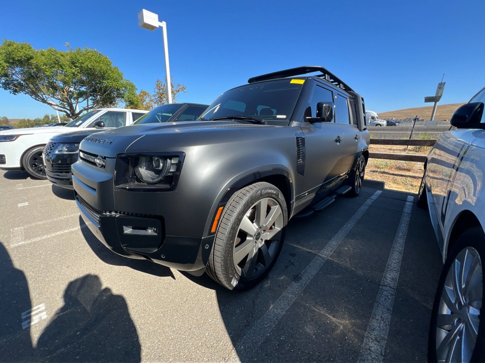 2026 Land Rover Defender 130 X — full photo 2 of 3