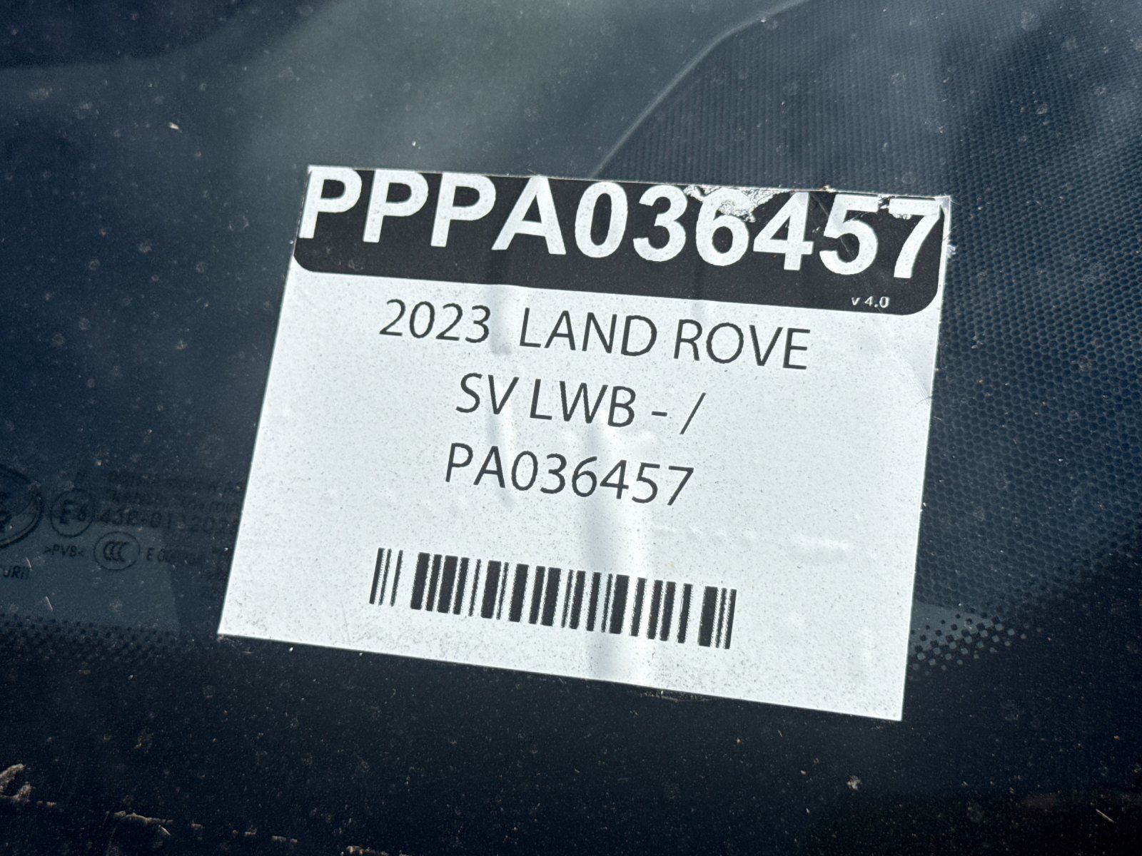 2023 Land Rover Range Rover SV — foto completa 2 de 2