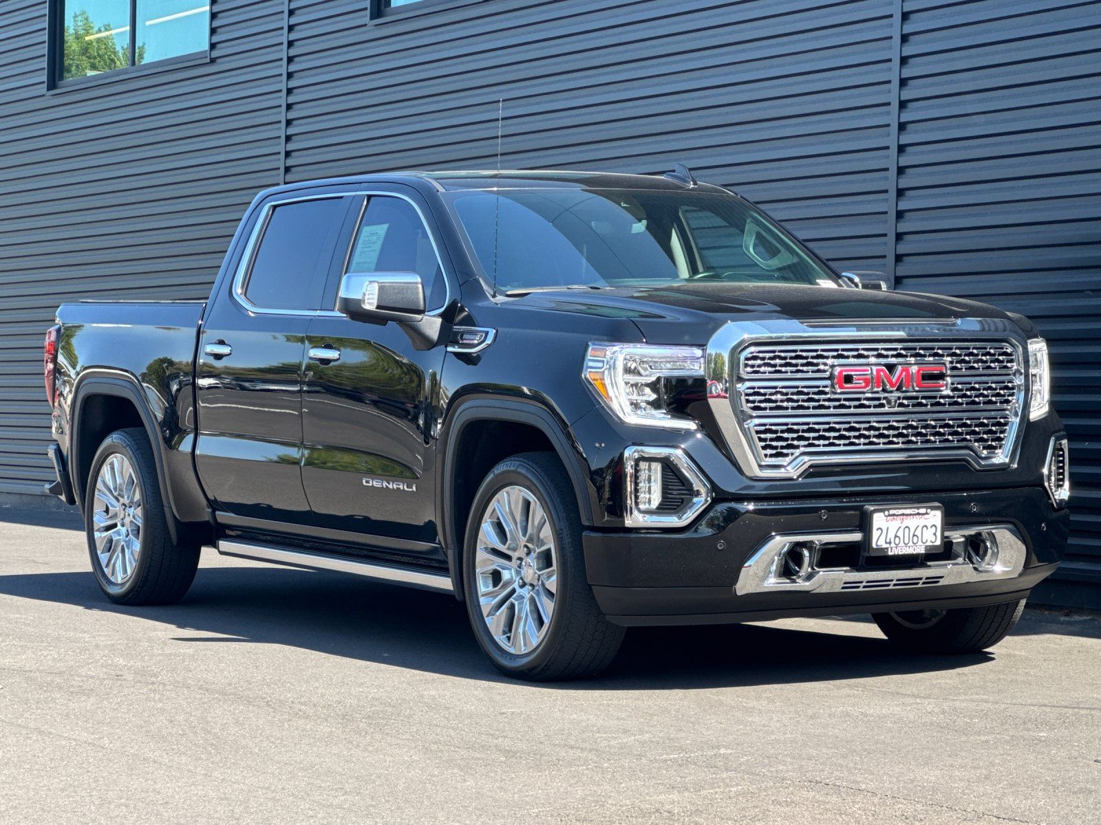 2021 GMC Sierra 1500 Denali — foto completa 11 de 29