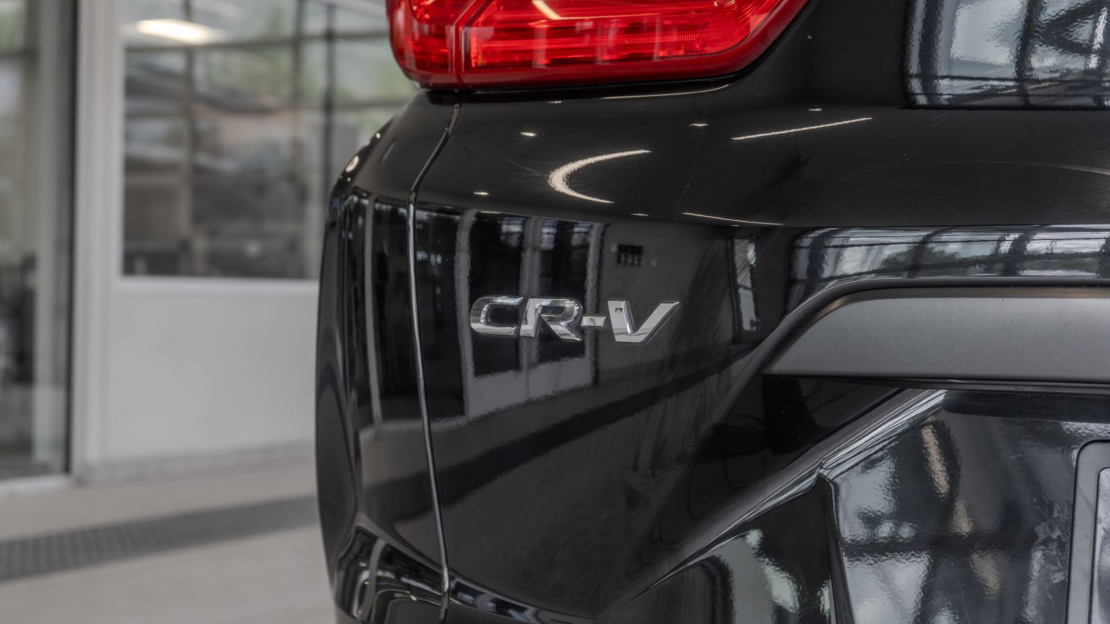 2019 Honda CR-V LX — full photo 22 of 33