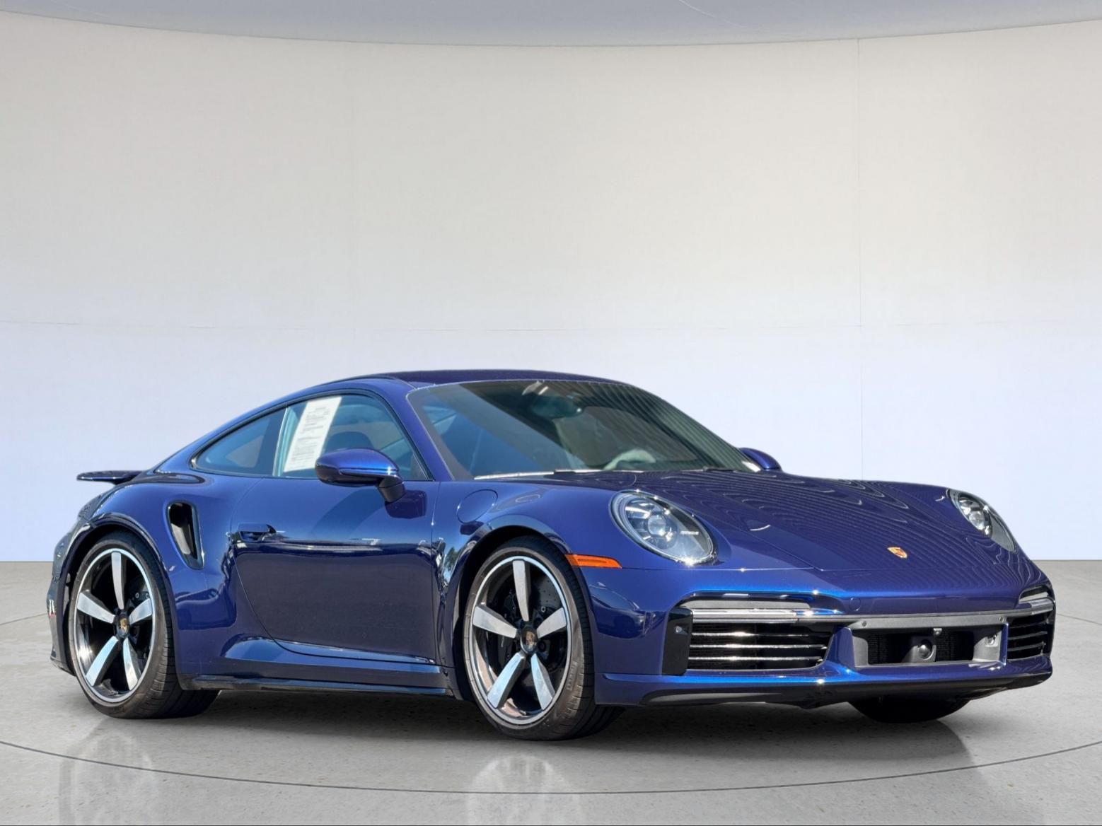 2025 Porsche 911 Turbo S — full photo 11 of 29
