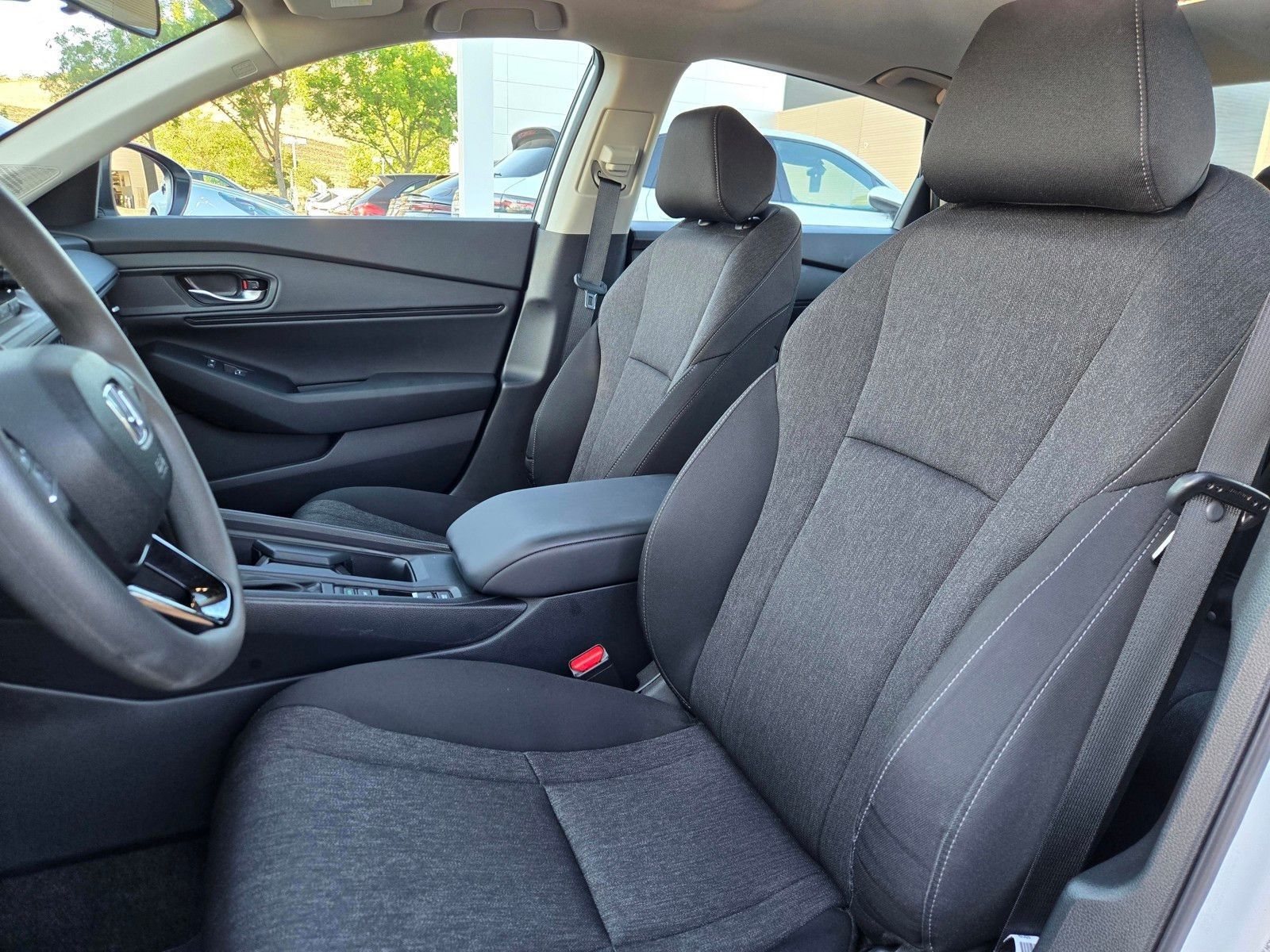 2025 Honda Accord SE — foto completa 20 de 28