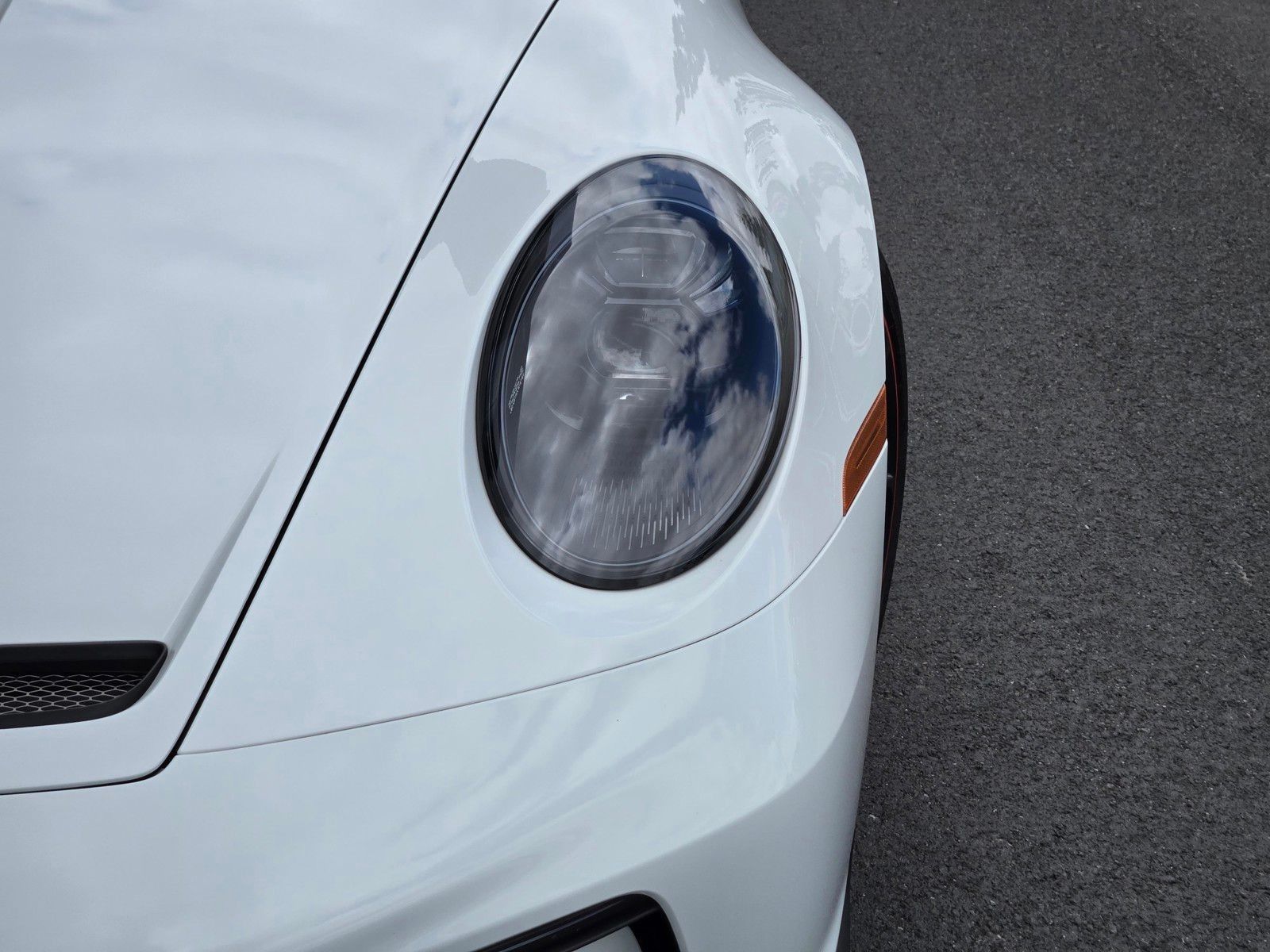 2022 Porsche 911 GT3 — full photo 12 of 27