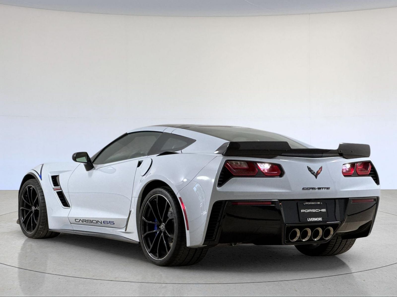 2018 Chevrolet Corvette Grand Sport — full photo 4 of 27