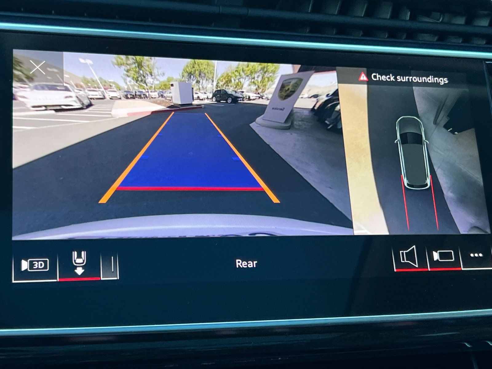 2023 Audi Q7 55 Premium Plus — full photo 21 of 30