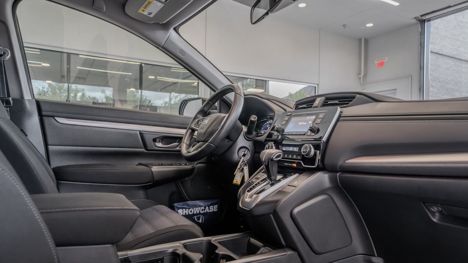 2019 Honda CR-V LX — full photo 18 of 33