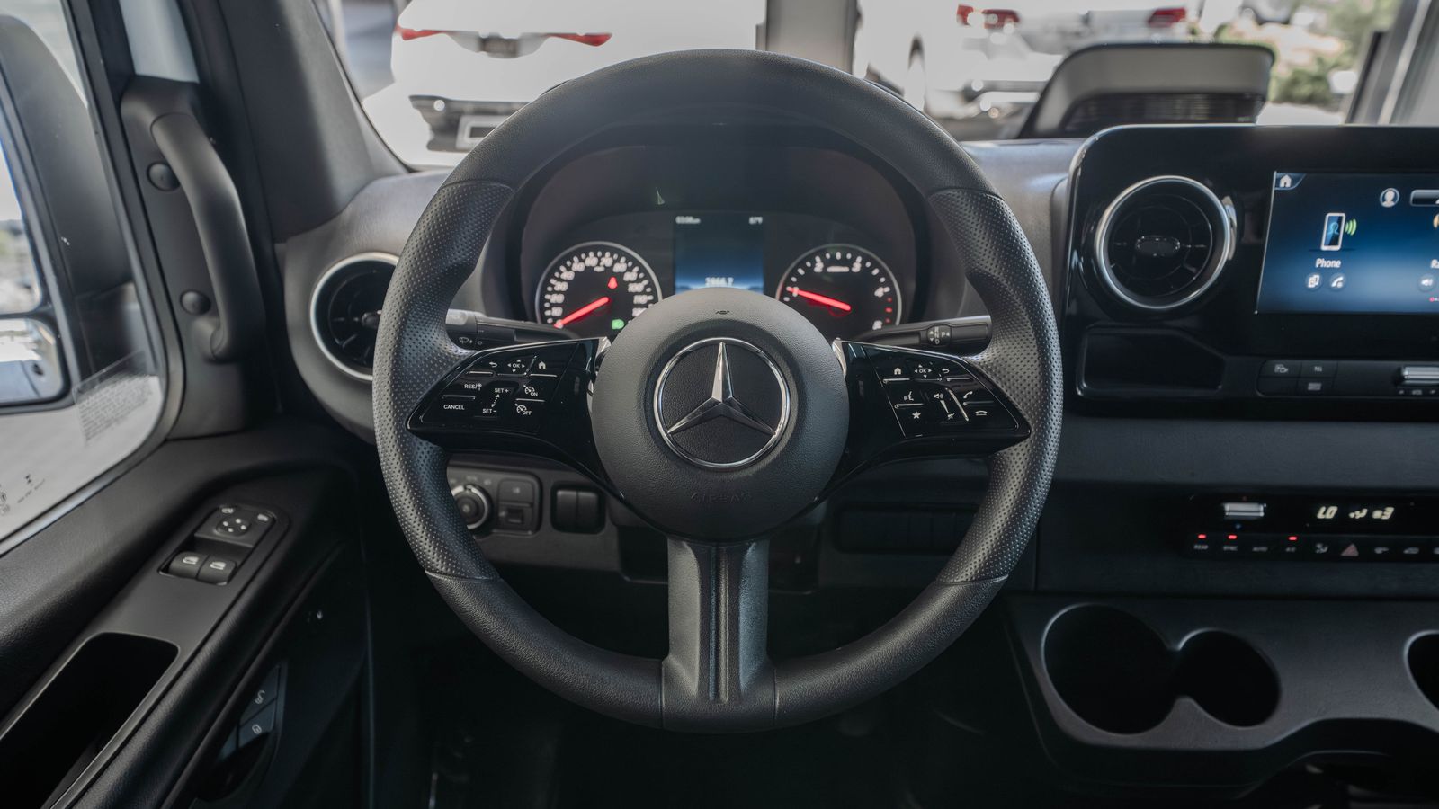2025 Mercedes-Benz Sprinter 2500 Passenger 170 WB — foto completa 9 de 35