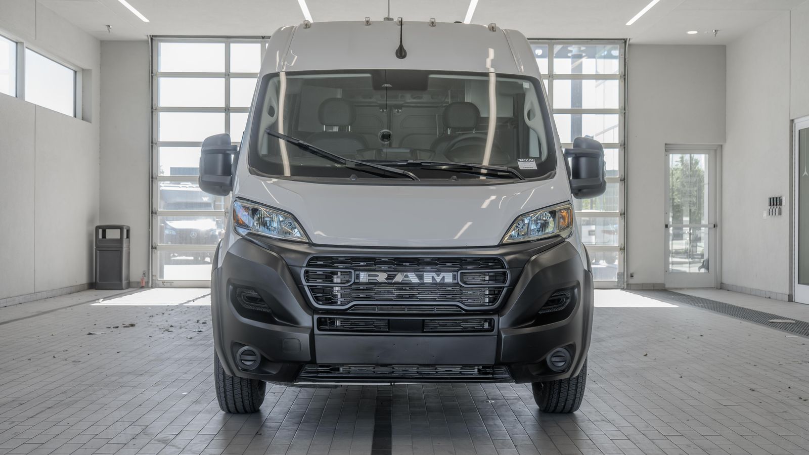 2024 Ram ProMaster 3500 High Roof — foto completa 11 de 36