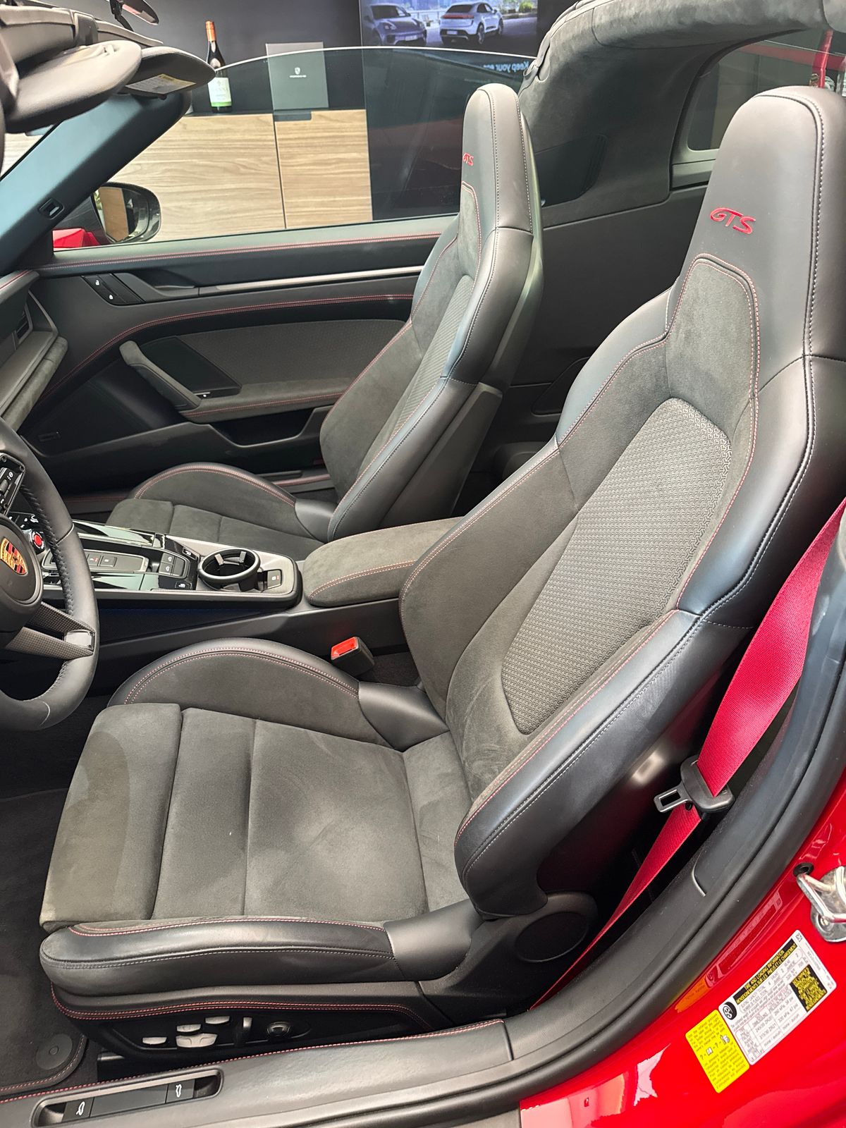 2026 Porsche 911 Targa 4 GTS — foto completa 11 de 12