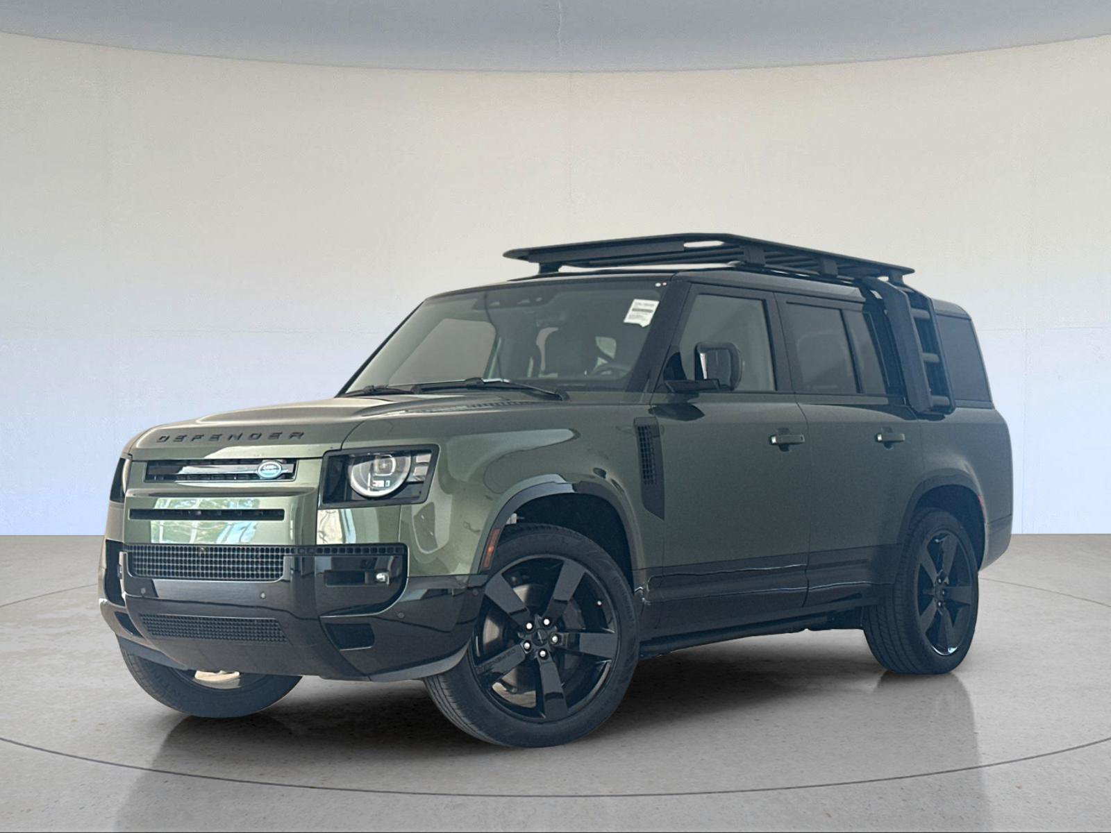 2026 Land Rover Defender 130 X-Dynamic SE — photo 1 of 27
