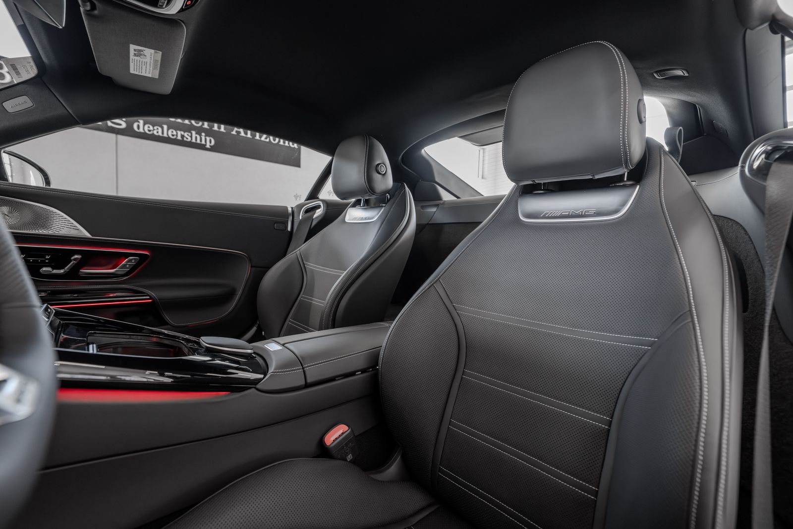 2025 Mercedes-Benz AMG® GT 63 Base — foto completa 24 de 32
