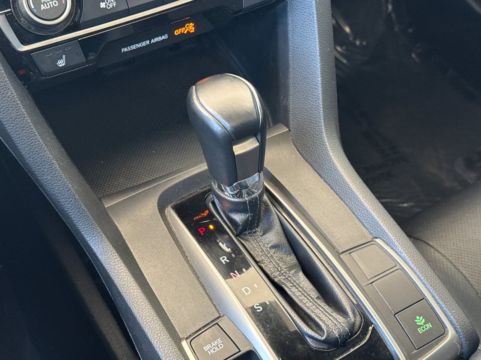 2019 Honda Civic Sport Touring — full photo 21 of 28