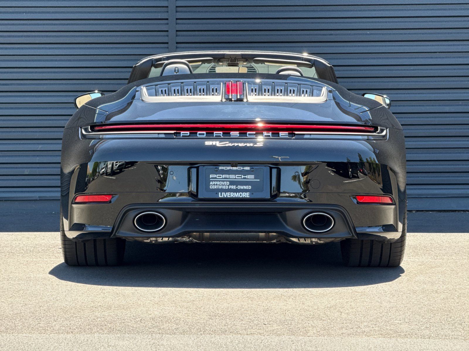 2025 Porsche 911 Carrera S — full photo 6 of 29