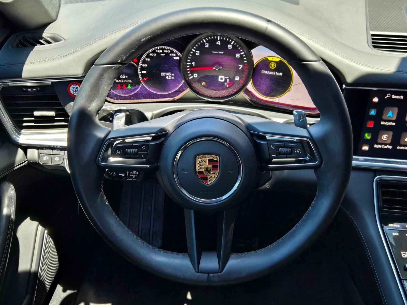 2023 Porsche Panamera 4 Platinum Edition — full photo 15 of 27