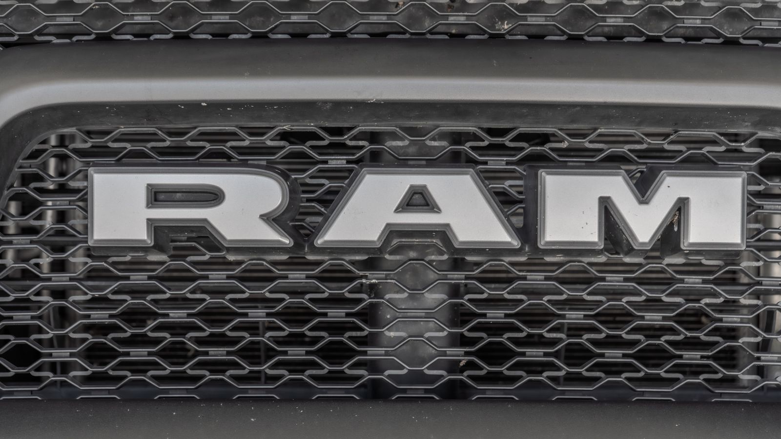 2020 Ram 1500 Rebel — foto completa 5 de 34