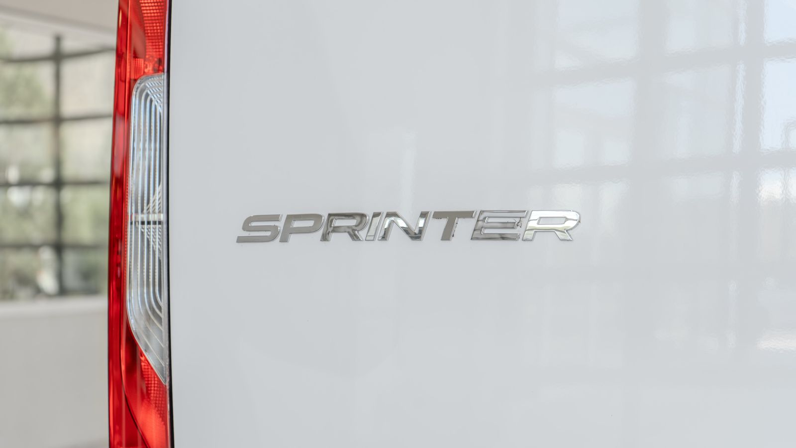 2025 Mercedes-Benz Sprinter 2500 Cargo 144 WB — foto completa 22 de 35