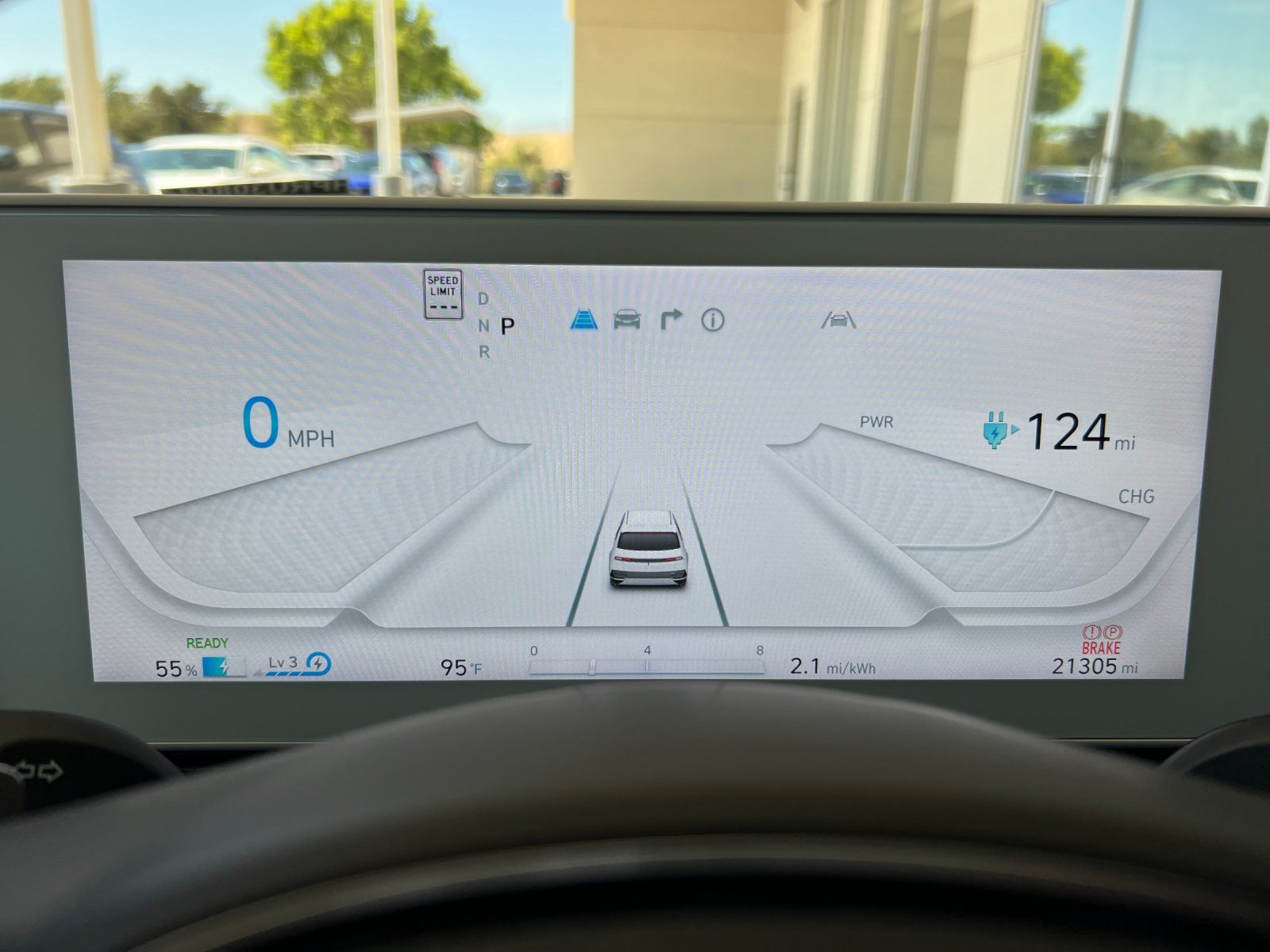 2024 Hyundai IONIQ 5 SE — full photo 25 of 29
