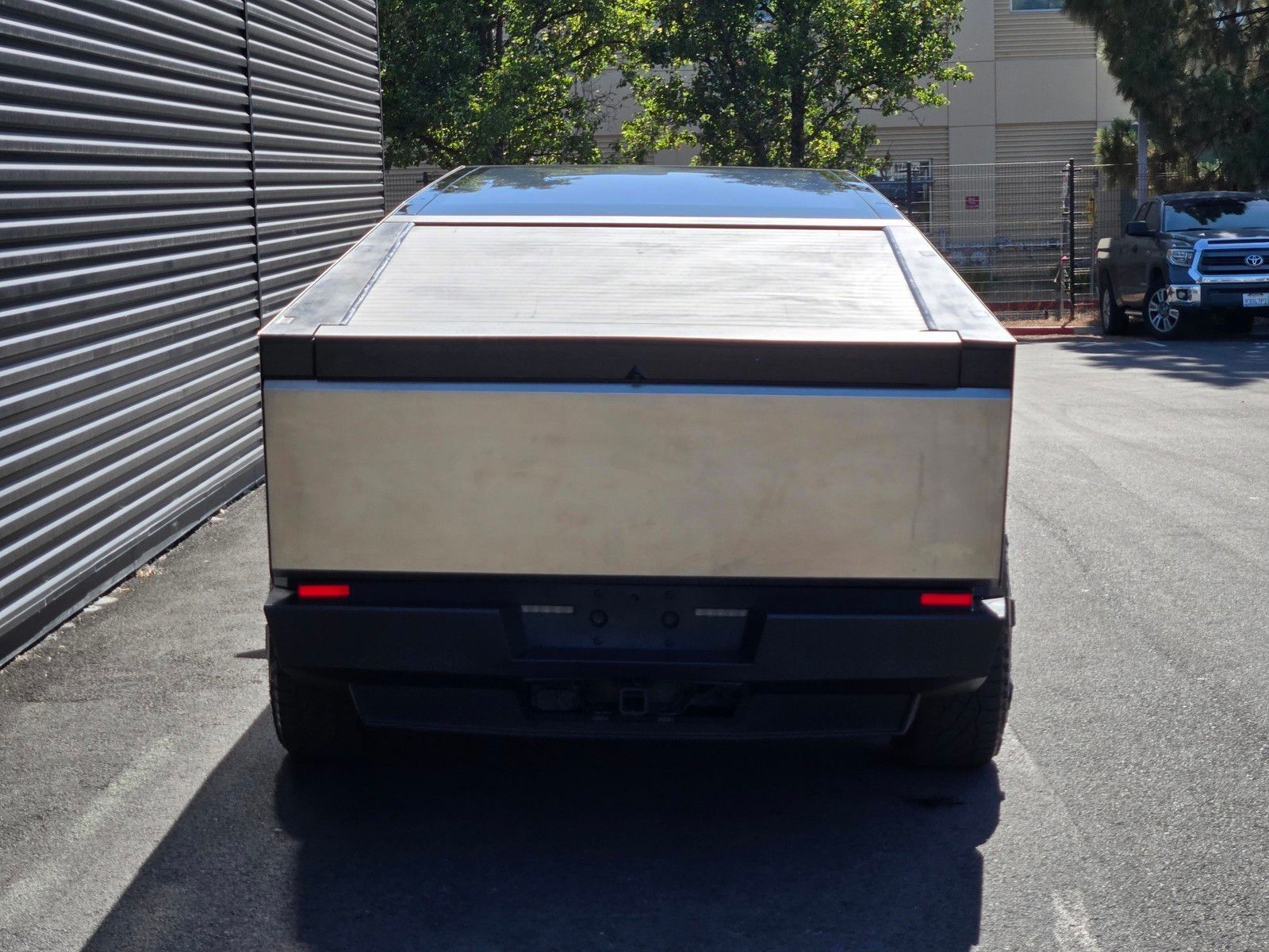 2024 Tesla Cybertruck Cyberbeast — foto completa 5 de 45